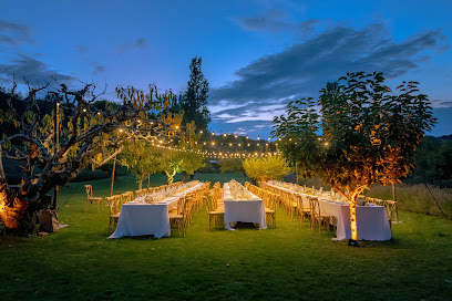 Villa Edmond Hôtel & Spa - Maison Blanche Bièvres, Hôtel à Bièvres