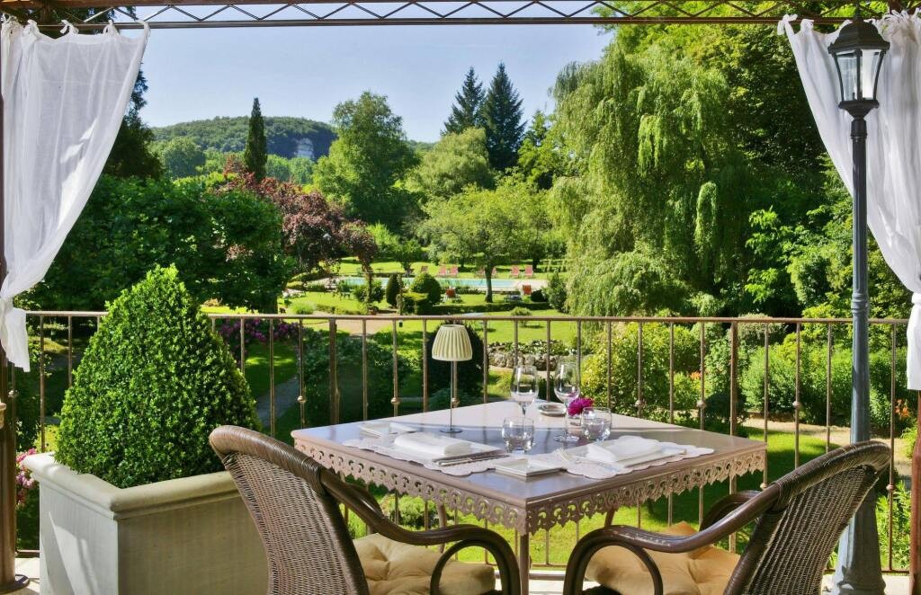 Hôtel & Spa Les Glycines, Hôtel aux Eyzies-de-Tayac-Sireuil