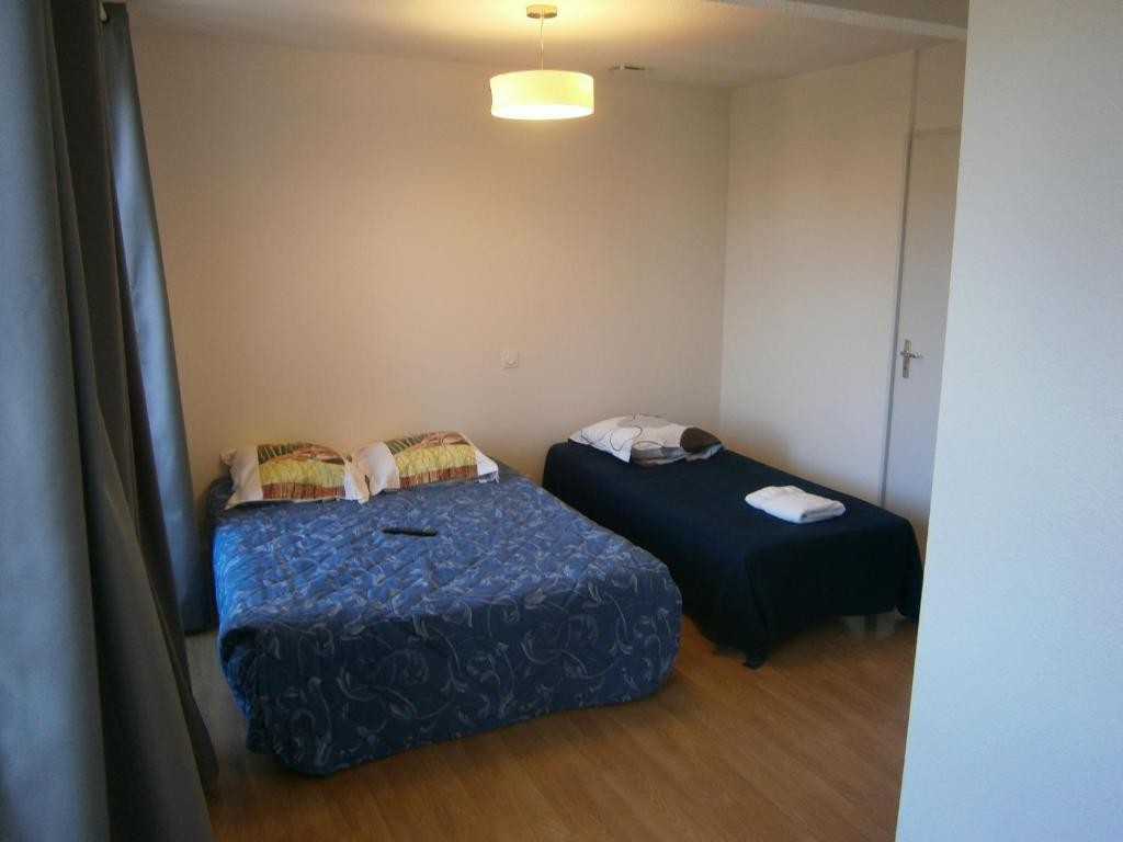 Les Dimathal, Hôtel à Mens