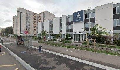 Hôtel Armada, Hôtel au Petit-Quevilly