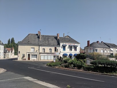 Hôtel Le Lion D'or, Hôtel à Écueillé