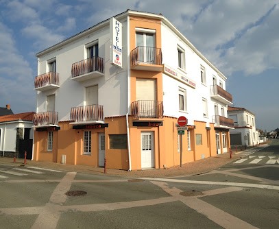 Hotel-Restaurant La Madelon Bar Tabac Presse Pmu Fdj, Hôtel au Fenouiller