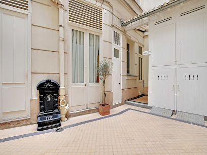 Charming Studio Near Montparnasse - Mobility Lease - Belvilla By Oyo Hôtel à Paris 06