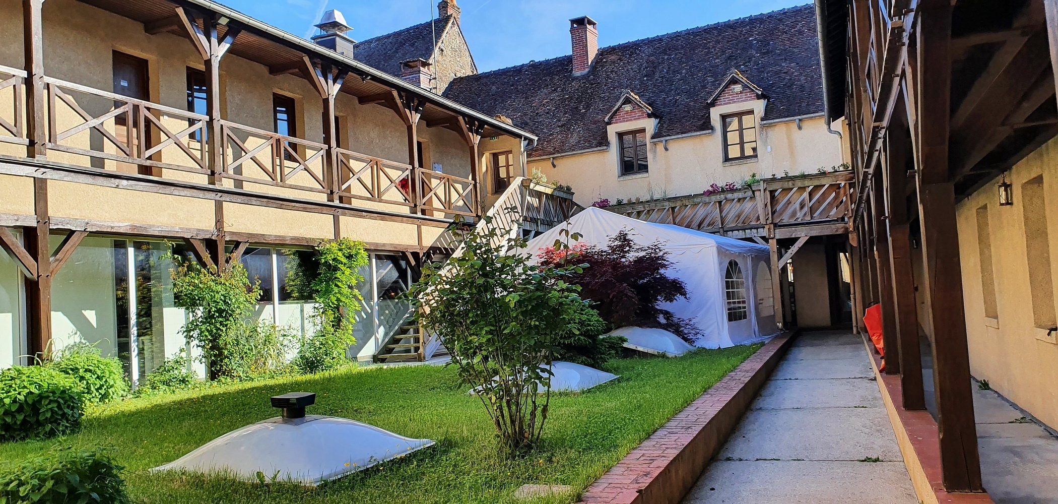 Le Relais Du Château, Hôtel à Saint-Fargeau