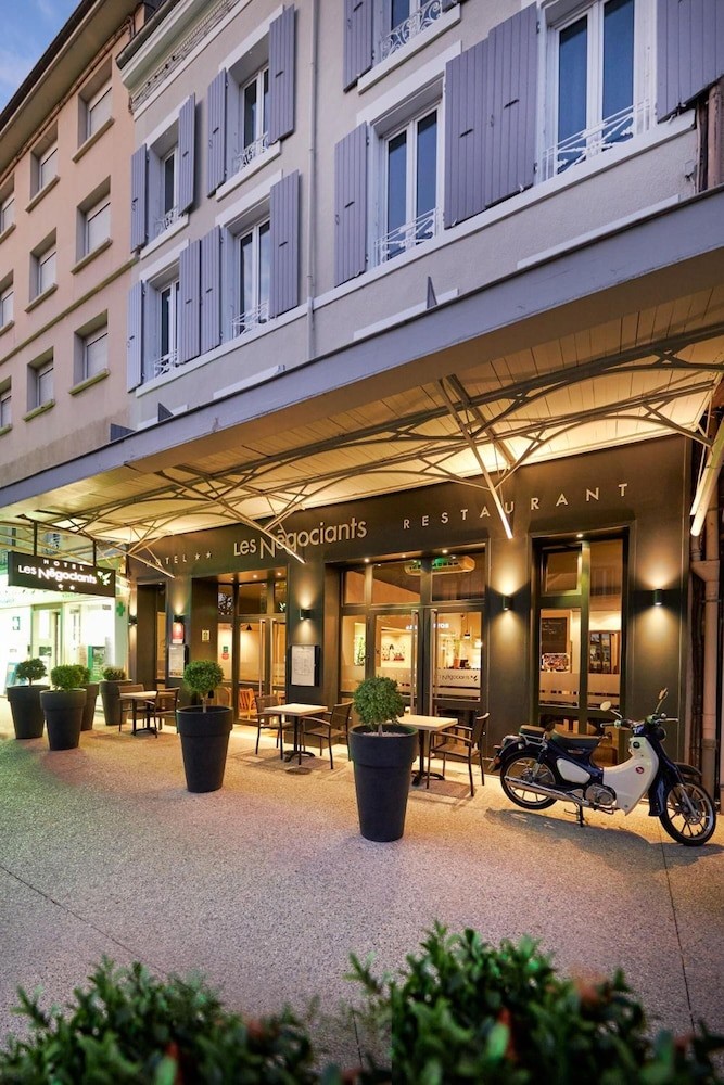 Hôtel Les Négociants, Hôtel à Valence
