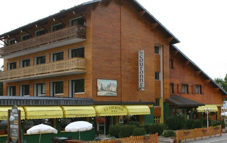 Hôtel Restaurant De La Couronne, Hôtel à Gex