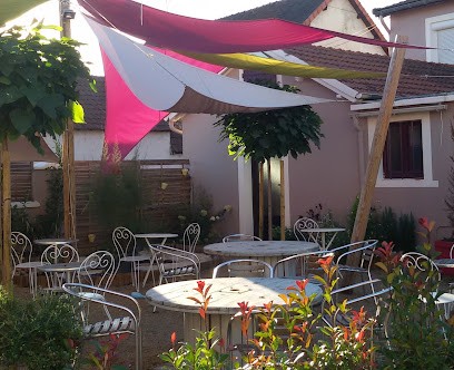 Restaurant hôtel Merle Blanc, Hôtel à Digoin