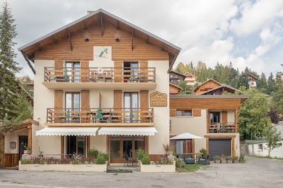 Www Chaletdelalp Fr, Hôtel à Guillaumes