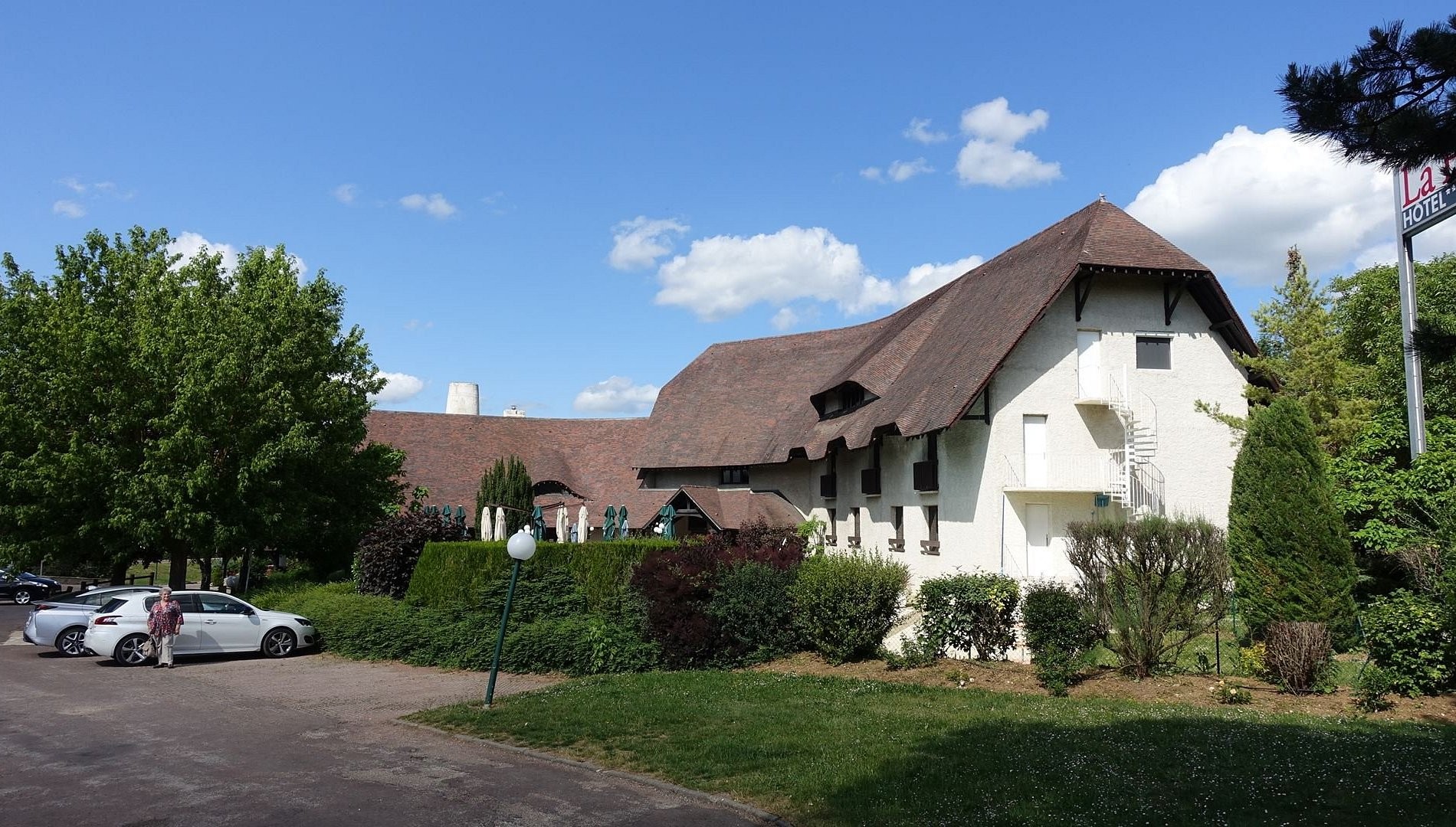 Logis Hôtel La Flambée, Hôtel à Sennecey-lès-Dijon