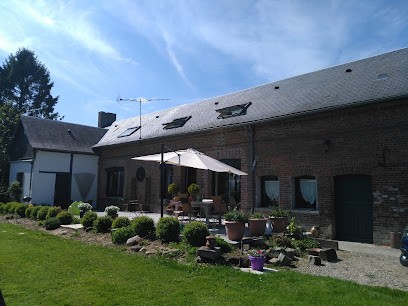 Gite Du Grand Cerf, Hôtel à Criquiers