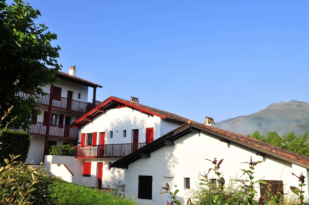 Vvf Villages Sare Hôtel à Sare