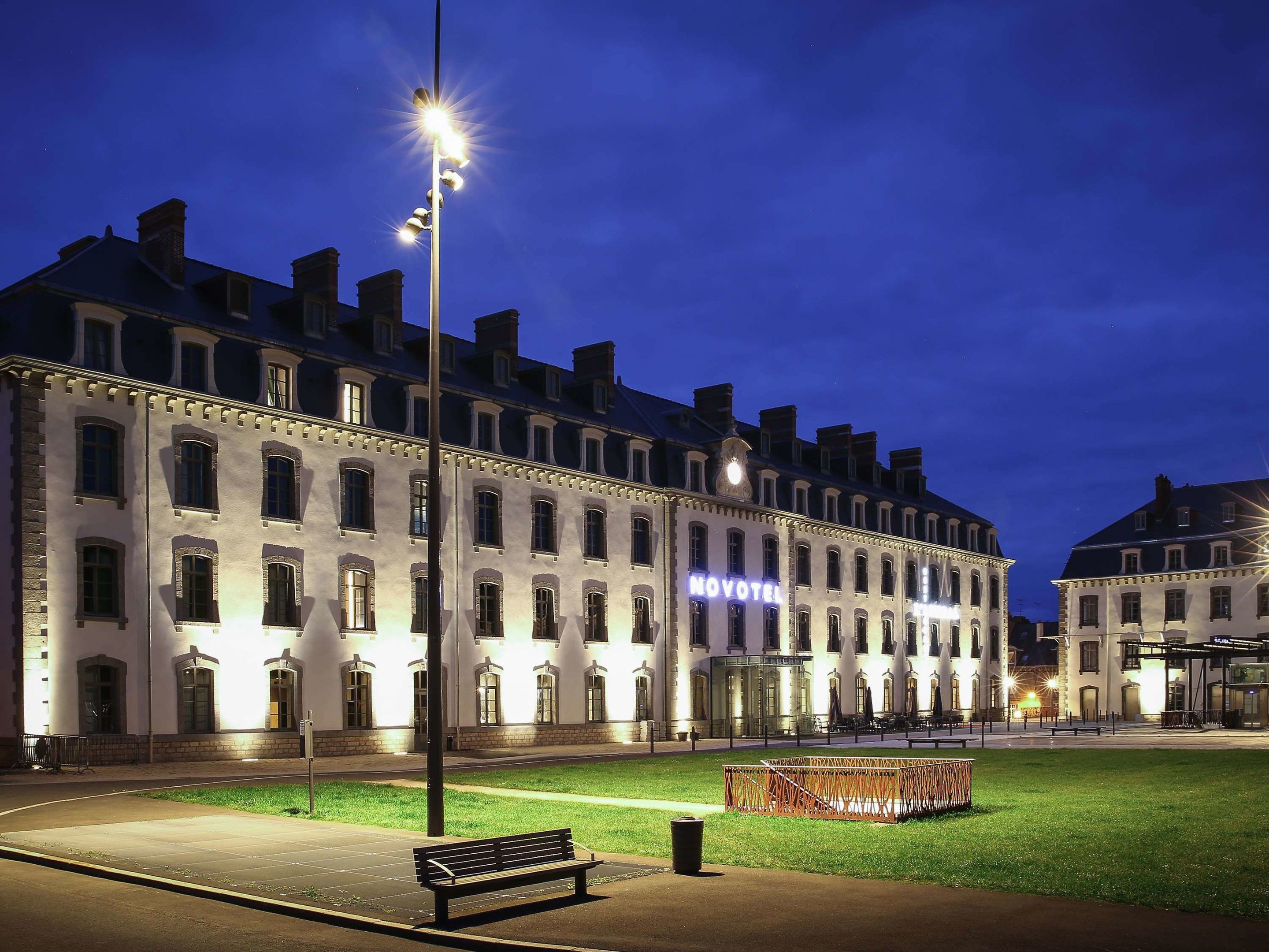 Novotel Saint Brieuc Centre Gare, Hôtel à Saint-Brieuc