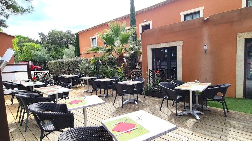 Hôtel du Mas, Hôtel à Vinassan