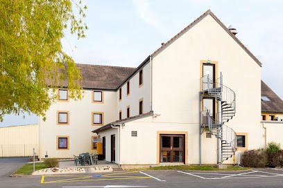 Brit Hotel Essentiel Arras, Hôtel à Arras