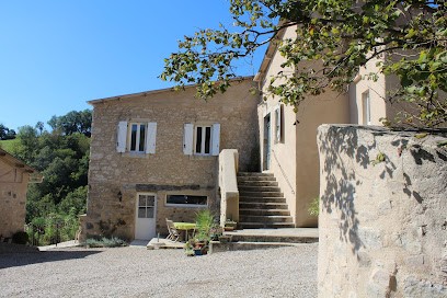 Gîte Du Mas De L'Adrech, Hôtel à Maleville