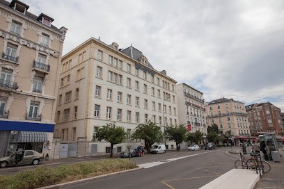 Residhotel Le Central'Gare, Résidence Hôtelière à Grenoble