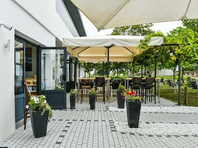 Logis Gnàc é Pause Hôtel Et Bistro, Hôtel à Saint-Lon-les-Mines