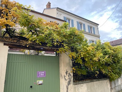 Gites Les Glycines Du Vexin, Hôtel à Évecquemont