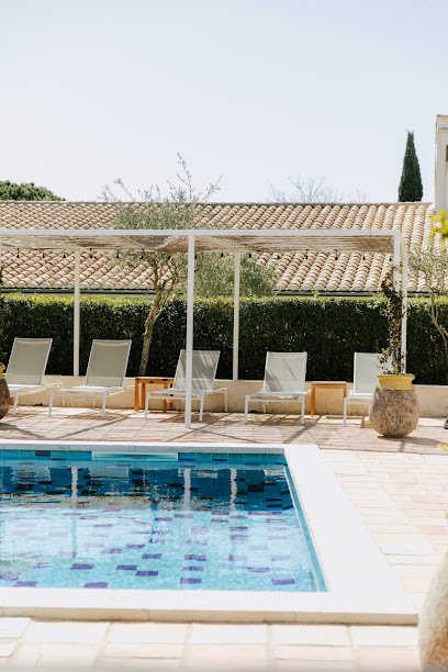 Oustau Camarguen - Hotel & Restaurant - Port Camargue, Hôtel au Grau-du-Roi