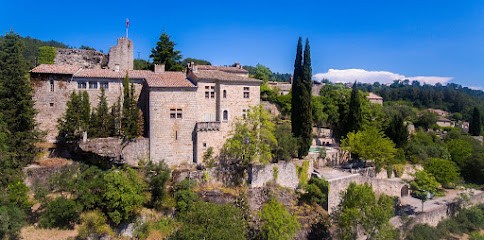 Chateau D'Ucel Chambre D'hôtes & Gites, Hôtel à Ucel