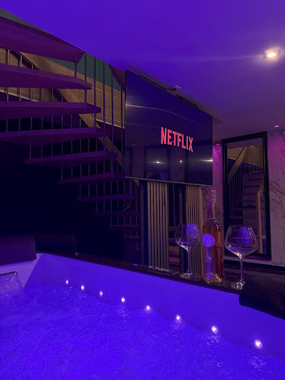 La Suite Genève Gaillard Jacuzzi Hôtel à Gaillard