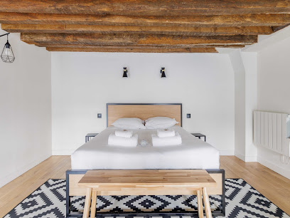Superb Duplex - 1Bdr /2P - Saint Germain - Solférino- Belvilla By Oyo Hôtel à Paris 07