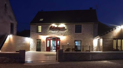 L’aubergiste ( Chambres Gites Et Restaurants ), Hôtel à Corcelles-les-Arts