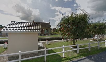 Bateau Houseboat Camille, Hôtel à Balaives-et-Butz
