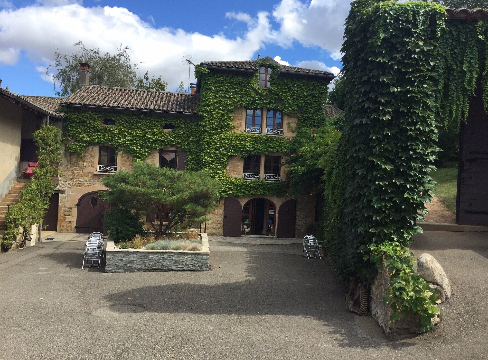 L'aube Du Moulin, Hôtel à Gleizé