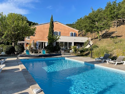 Le Mas d'Hélène, Hôtel à Crestet