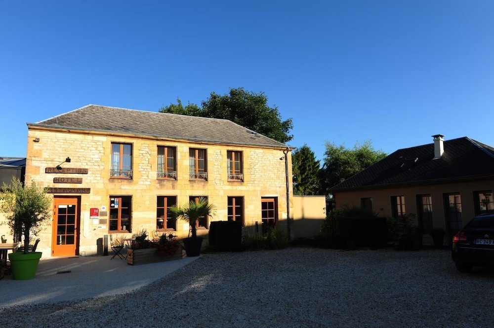 Logis Hôtel Le Val De Vence, Hôtel à Launois-sur-Vence