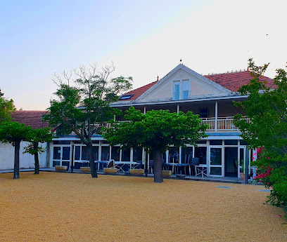 Ymca Gard Pont D'avignon - Auberge Collective Hôtel à Villeneuve-lès-Avignon
