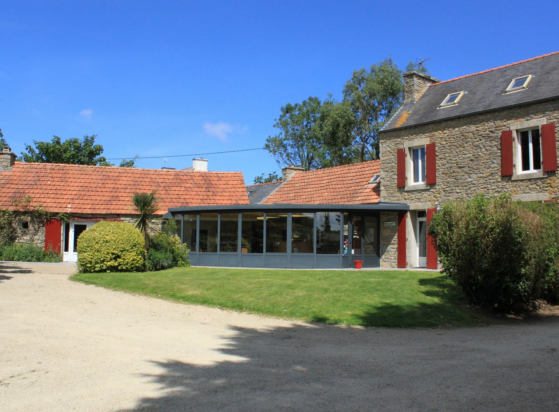Logis Auberge De Keralloret, Hôtel à Guissény