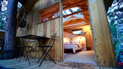 Jungle Lodge, Hôtel à Saint-Pons