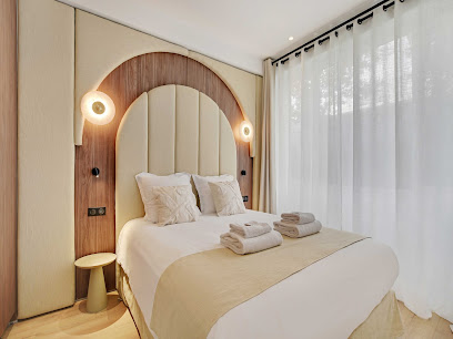 Modern Flat - 2Br/6P - Northern Paris- Belvilla By Oyo Hôtel à Paris 18