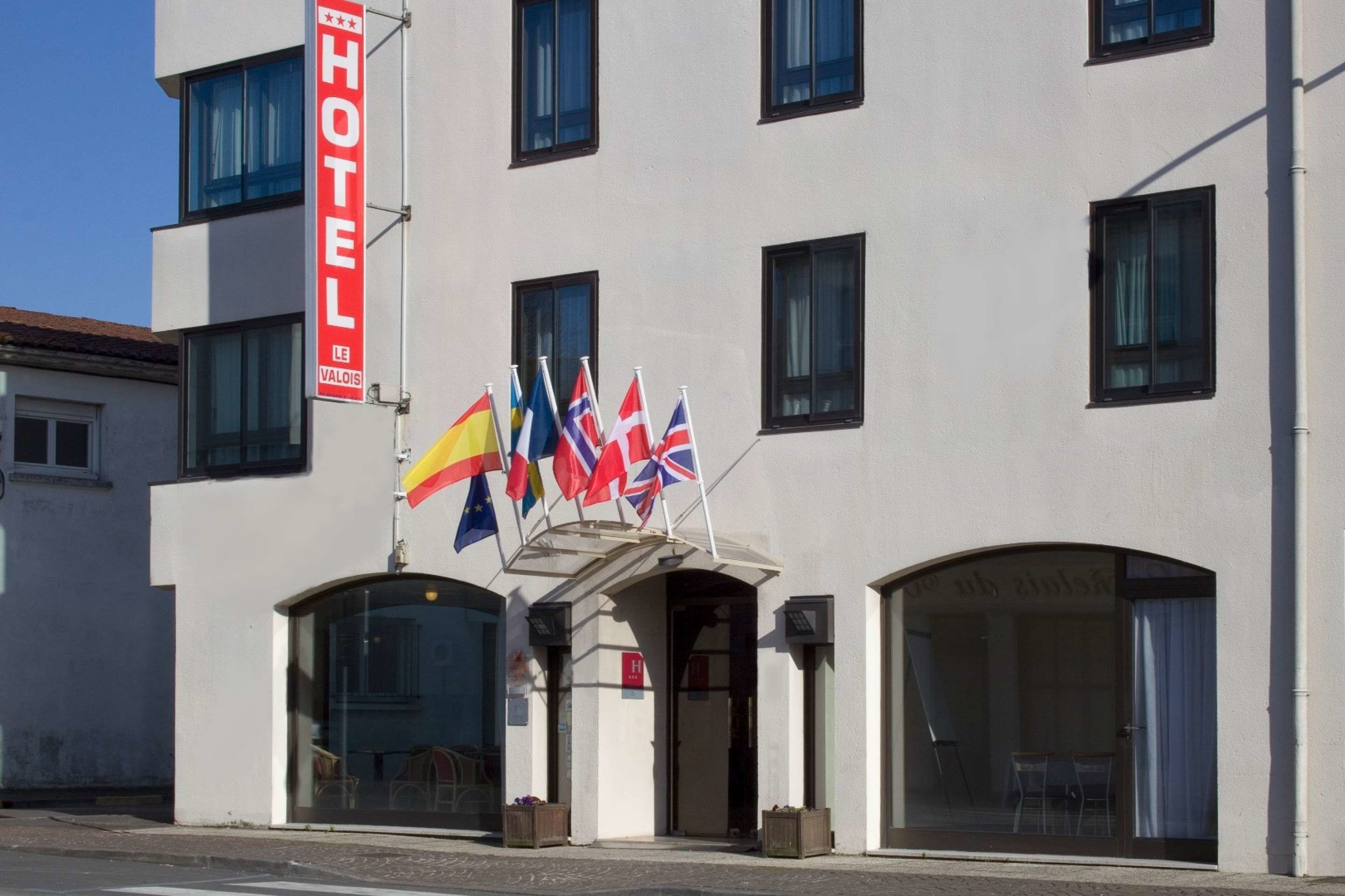 Inter-Hotel Le Valois, Hôtel à Cognac