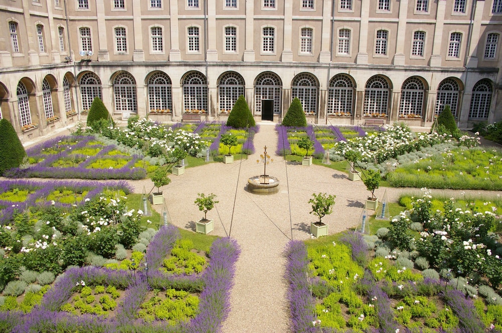 Abbaye Des Prémontrés Hôtel à Pont-à-Mousson