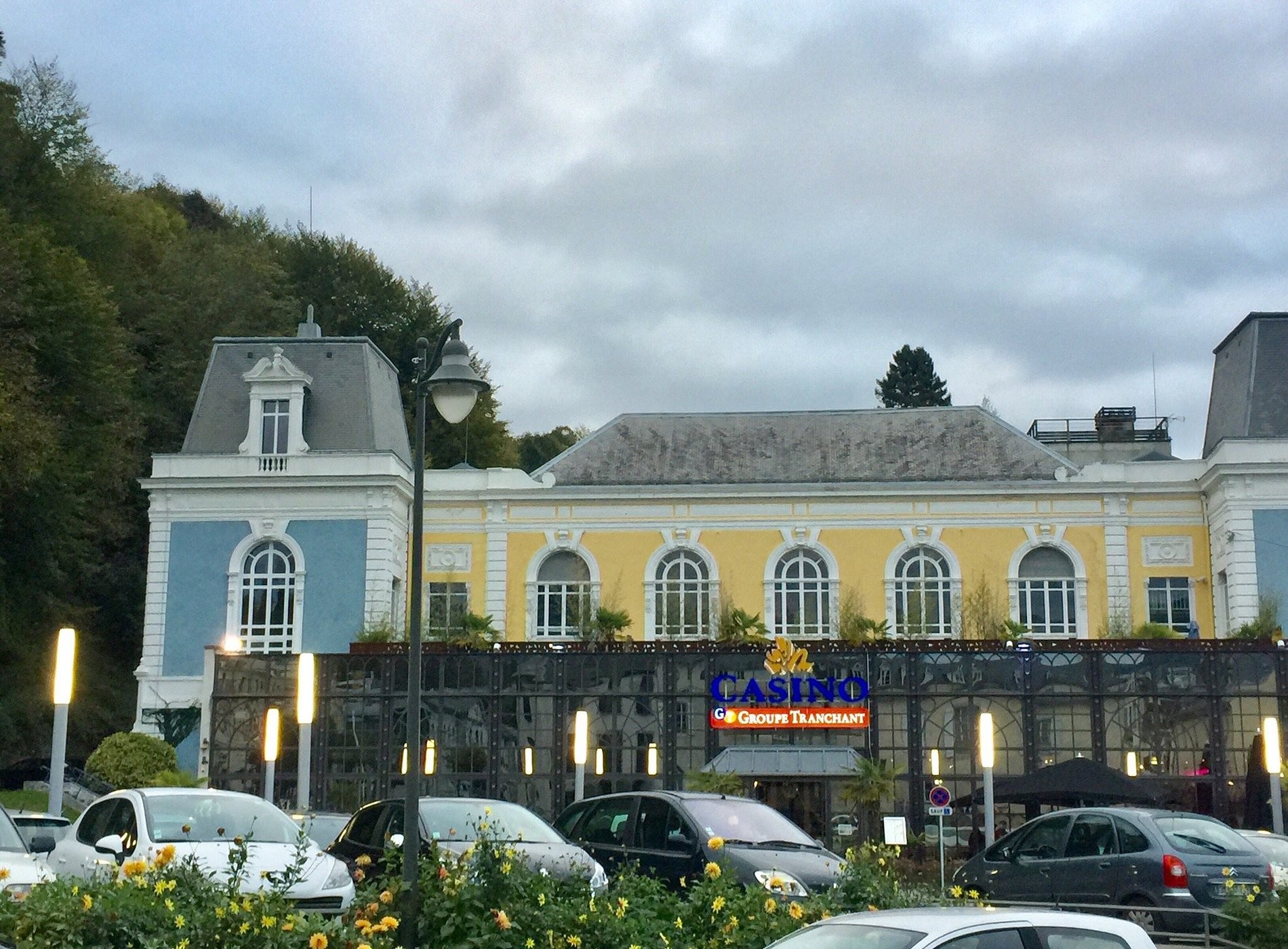 Bellevue -Thermes de la Reine, Résidence Hôtelière à Bagnères-de-Bigorre