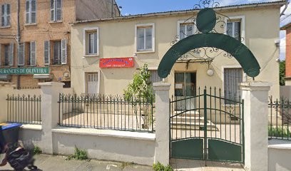 Baza Malika, Hôtel à Villeneuve-Saint-Georges