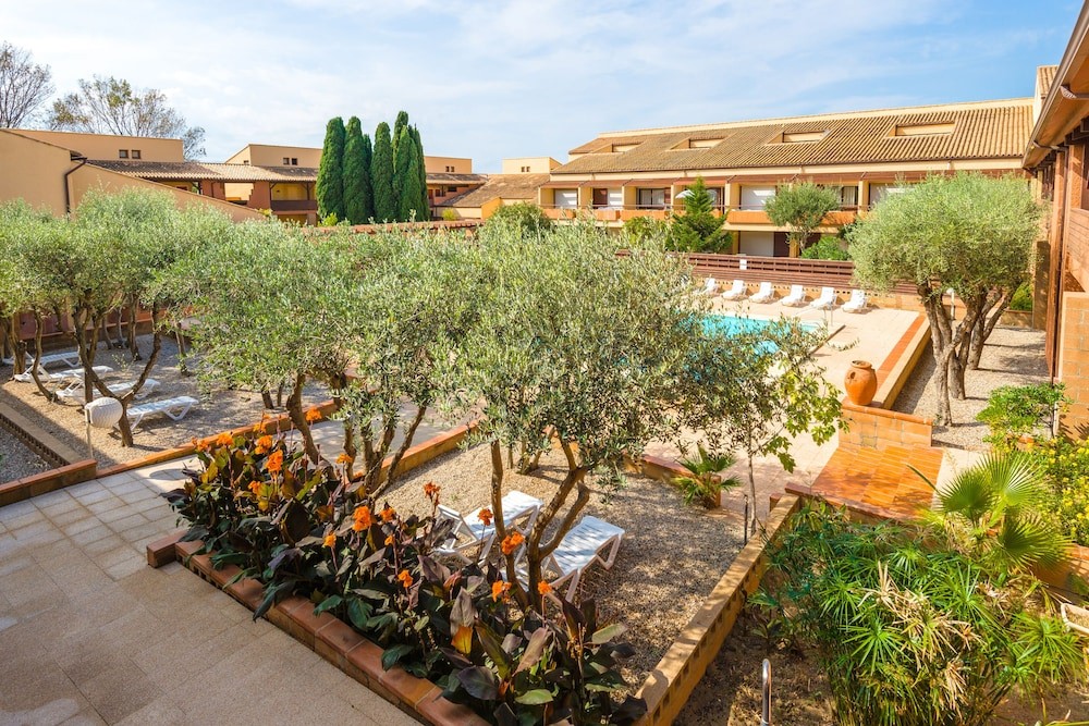 Lagrange Vacances - Résidence Du Golf, Résidence Hôtelière à Saint-Cyprien