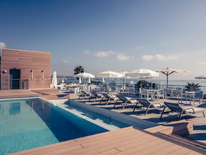 Hôtel Mercure Villeneuve-Loubet Plage, Hôtel à Villeneuve-Loubet