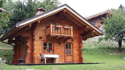 Isra Eco Chalet, Hôtel à Servoz