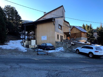 Hôtel Le Roc Blanc, Hôtel à Eyne