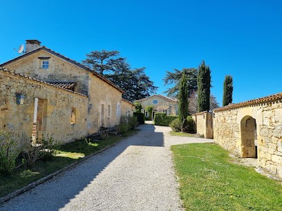 La Balie - Luxury Gites With Yoga Studio Perfect For Retreats And Group Holidays, Hôtel à Salles