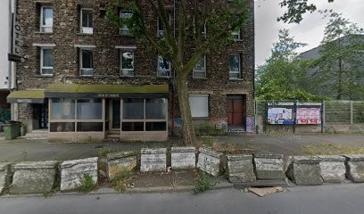 Hotel De L'horloge, Hôtel à Romainville
