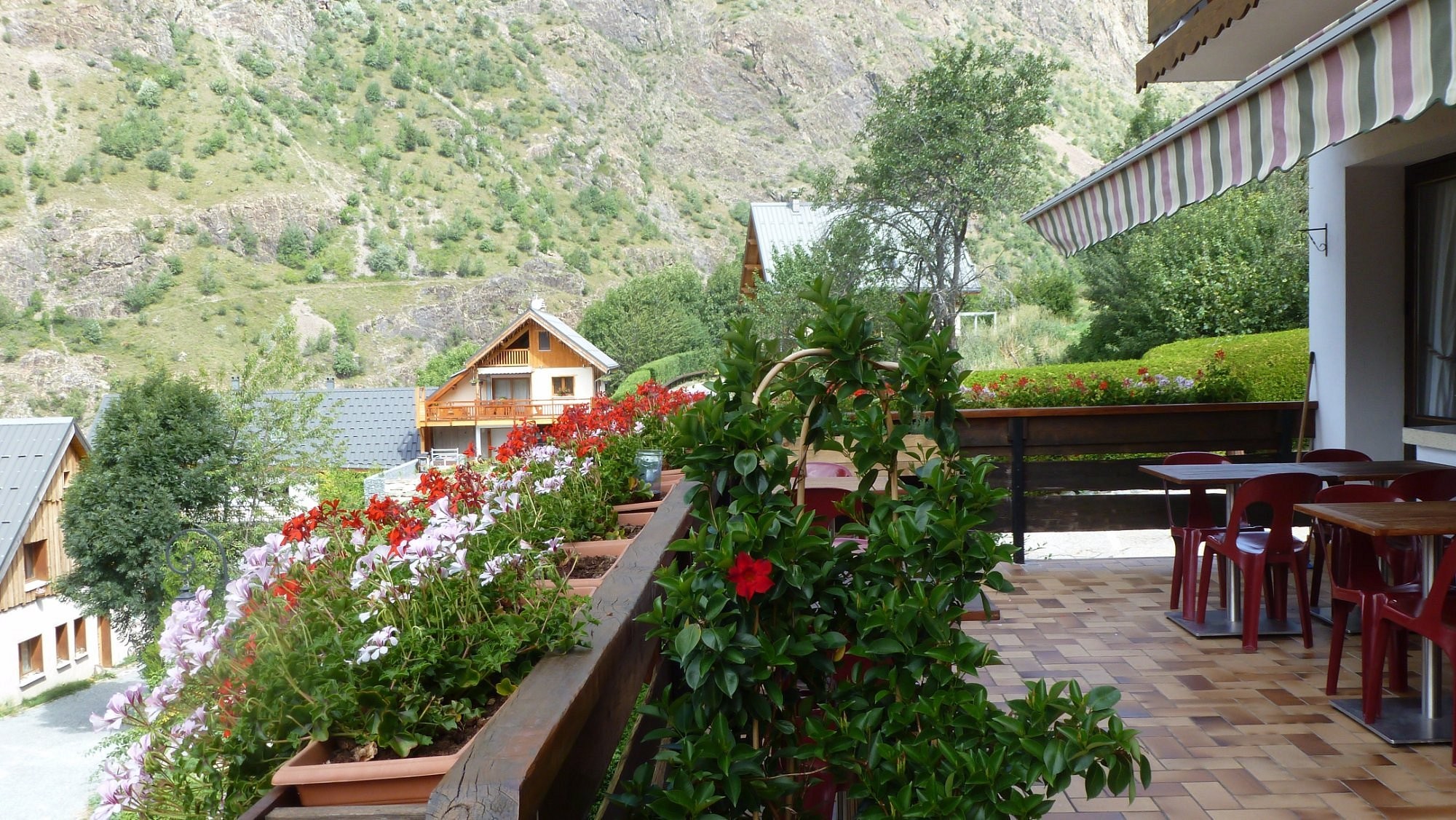 Logis Hôtel Le Panoramique, Hôtel à Mizoën