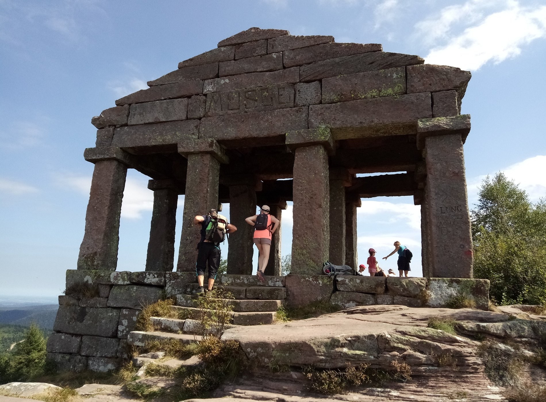 Hôtel Restaurant Du Donon, Hôtel à Grandfontaine