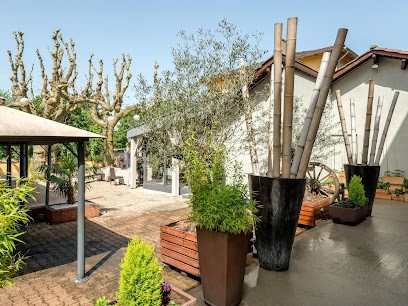 Logis Hôtel Restaurant Chez Nous, Hôtel à Sainte-Croix