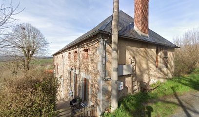 La Ferme Auberge Des Cros, Hôtel à Servant