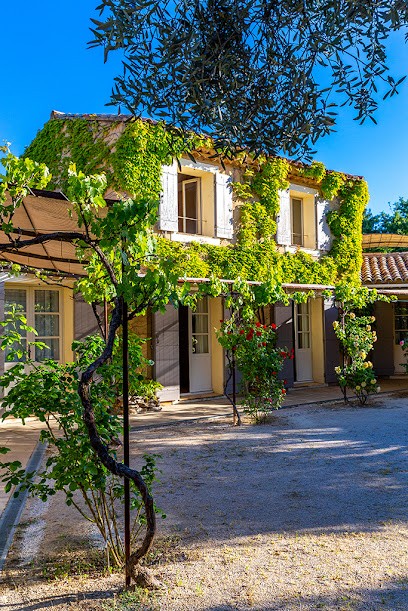 Le Chant Du Coeur, Hôtel à Roussillon